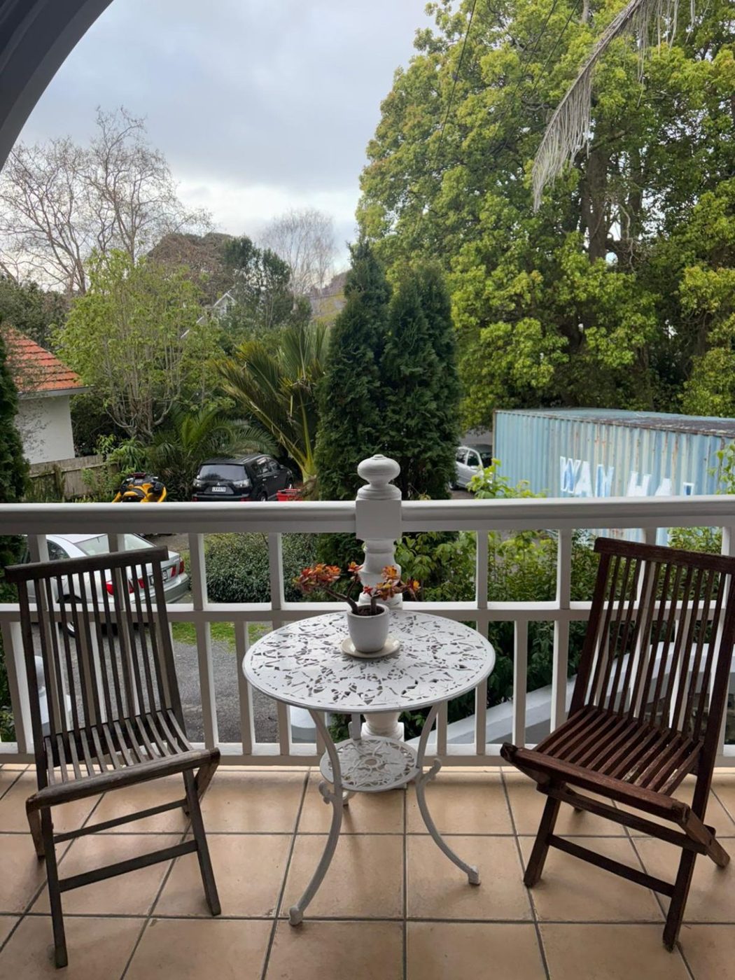 Woodside Lodge — veranda